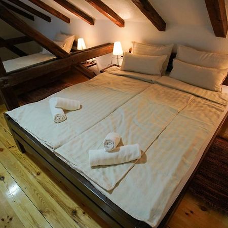 Epicenter Otel Ni Dış mekan fotoğraf